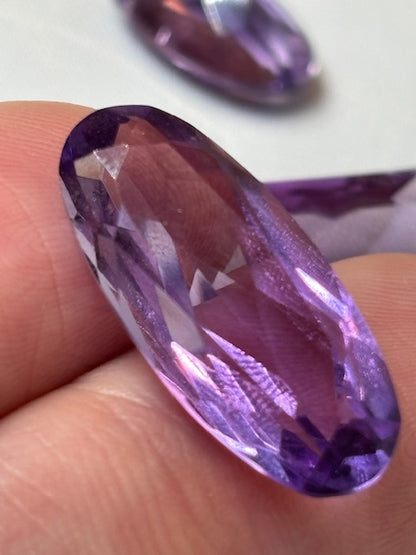 Facettierte Amethyst in Edelsteinqualität, Brasilien & Uruguay