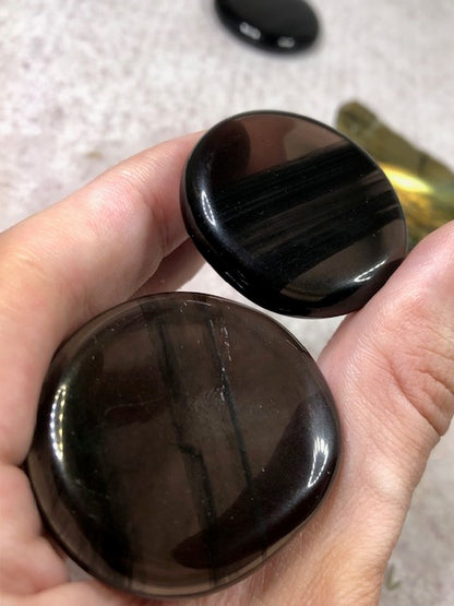 Lamellen Obsidian oder Labradorit Handschmeichler Obsidian