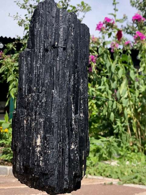 Schwarzer Turmalin Kristall XL mit ca. 5,3 Kg, auf Metallständer in bester Qualität, Brasilien